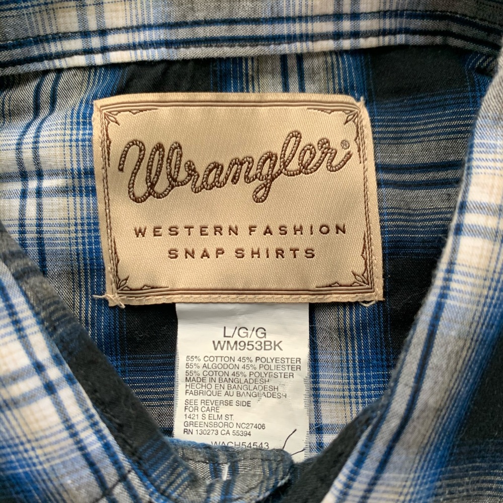 EUC wrangler long sleeve pearl snap button shirt - Picture 3 of 5